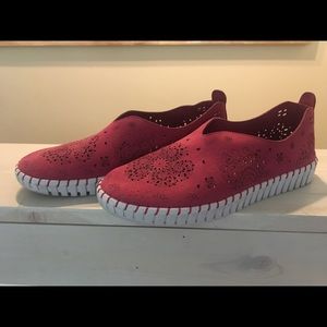 Skechers Air-Cooled Memory Foam